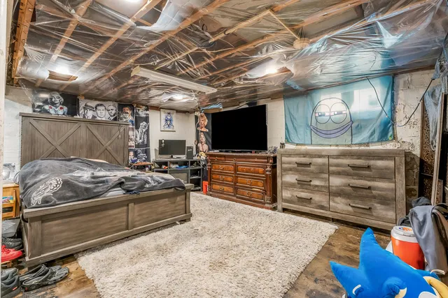 $209,900 | 3143 Parkway North Street, Hammond, IN 46323