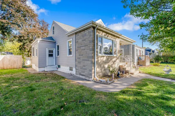 $199,900 | 3143 Parkway North Street, Hammond, IN 46323