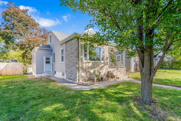 $199,900 | 3143 Parkway North Street, Hammond, IN 46323