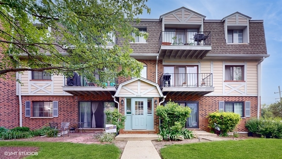 3260 Sanders Road, Unit A11 Northbrook, IL 60062 - Photo 1 of 28 Gallery Image 1