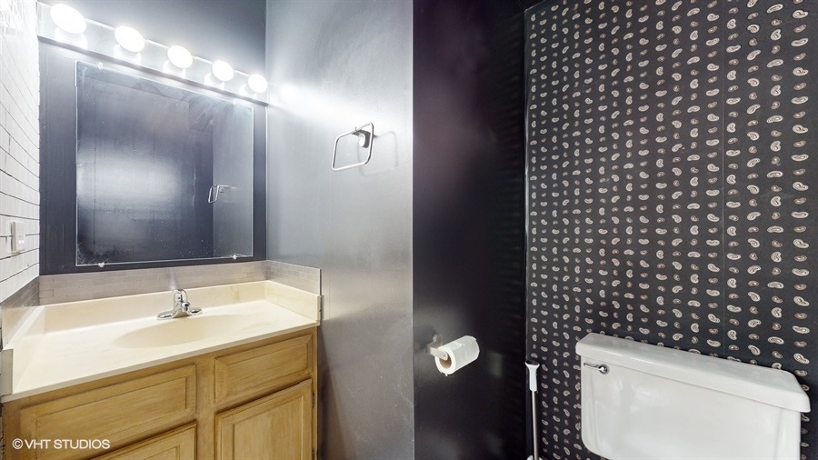 3260 Sanders Road, Unit A11 Northbrook, IL 60062 - Photo 15 of 28 Gallery Image 15