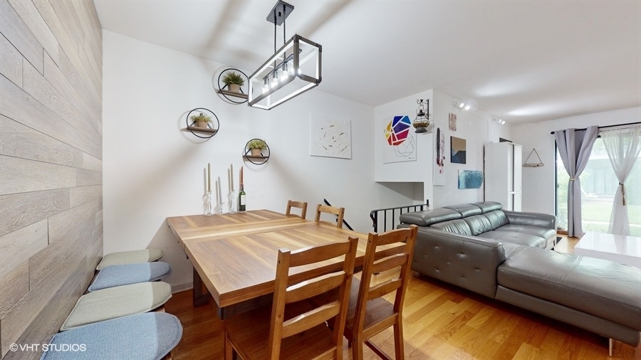 3260 Sanders Road, Unit A11 Northbrook, IL 60062 - Photo 8 of 28 Gallery Image 8