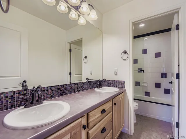 $700,000 | 3839 Donnington Circle, Castle Rock, CO 80104