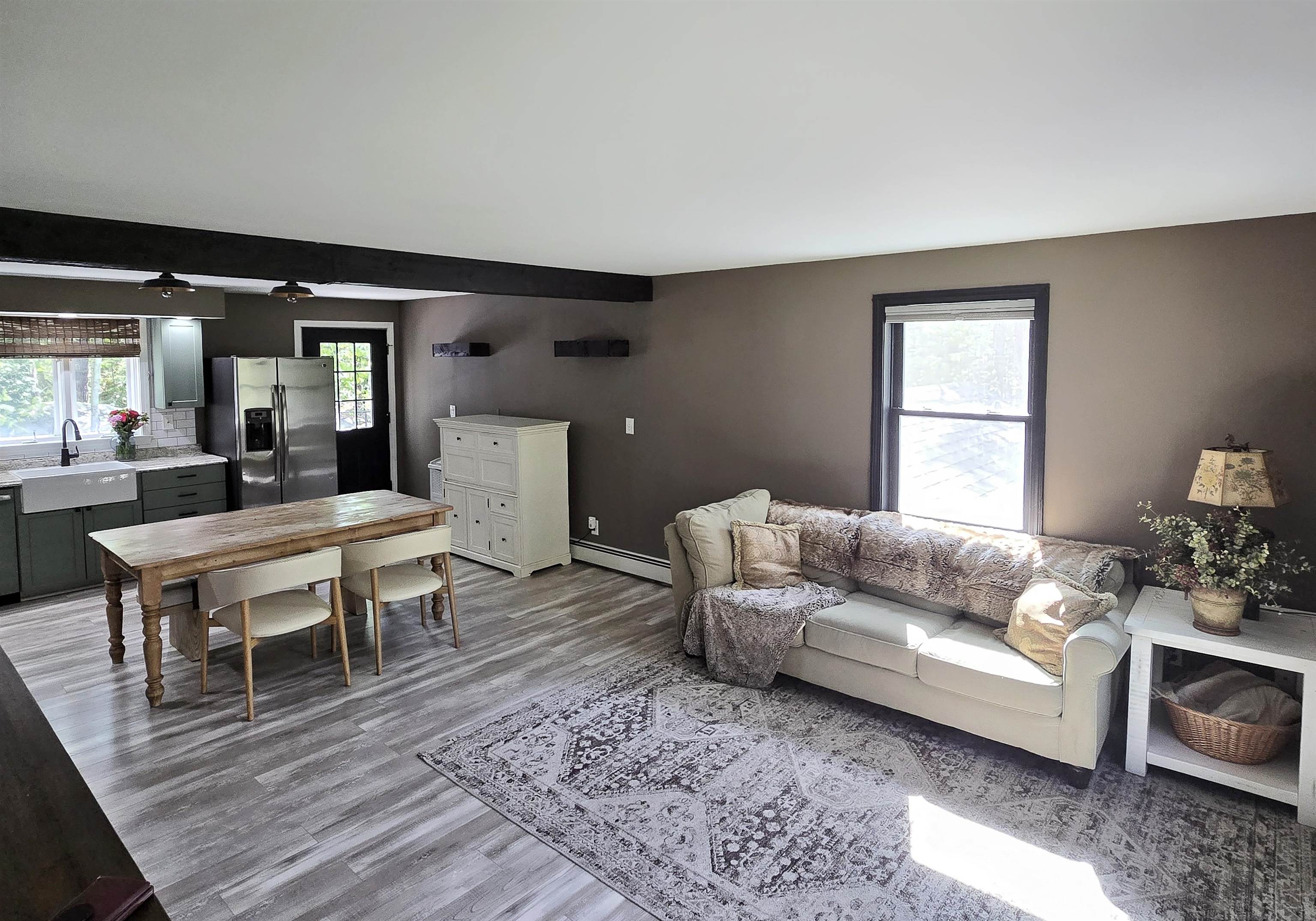 27 Parade Road Deerfield, NH 03037 - Photo 10 of 38