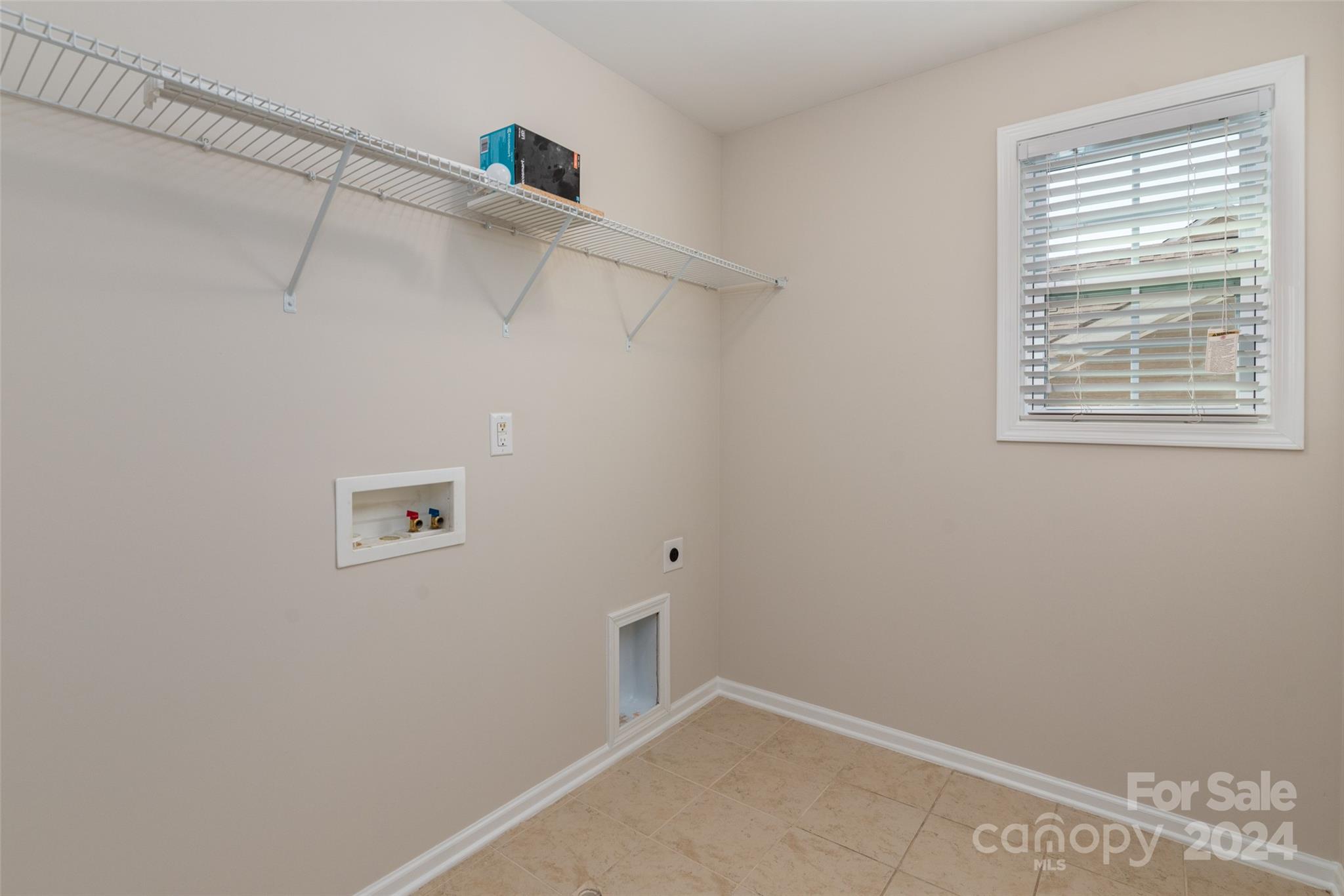 9910 Perth Moor Road Charlotte, NC 28278 - Photo 8 of 39 Gallery Image 8