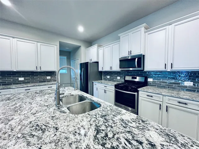 $2,500 | 1217 Antelope Passing Drive, Montgomery, TX 77316