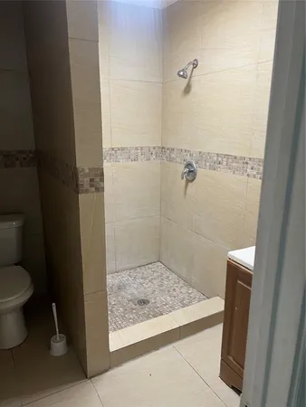 $1,600 | 10010 Cathedral Drive, Houston, TX 77051