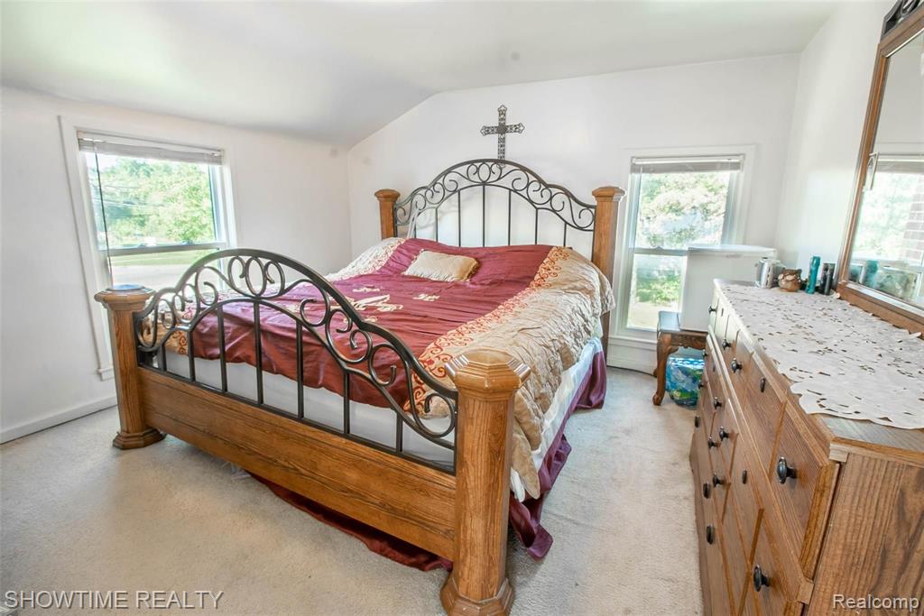 2559 East Maple Road Troy, MI 48083 - Photo 7 of 14