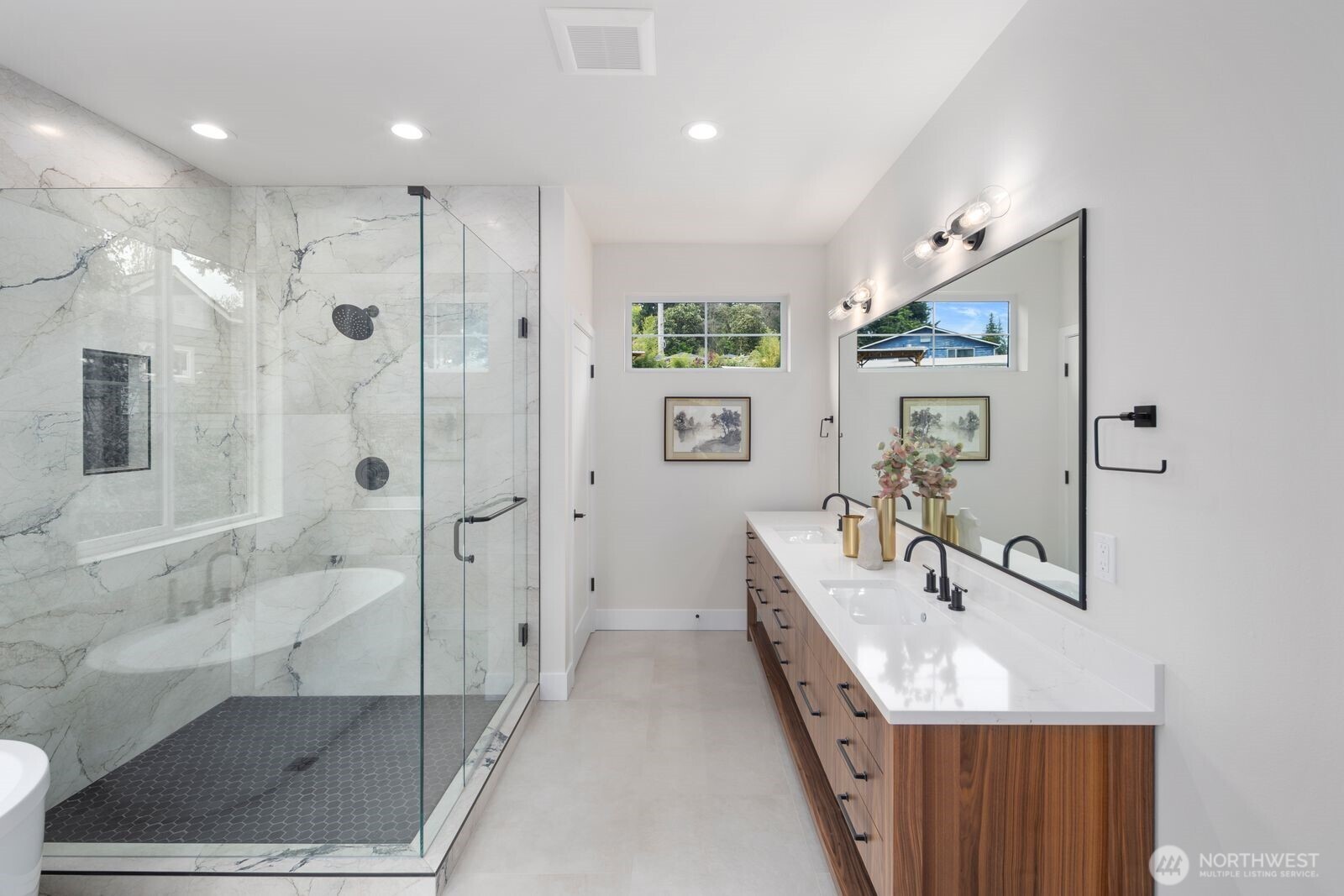 9434 Olson Place Southwest Seattle, WA 98106 - Photo 20 of 37