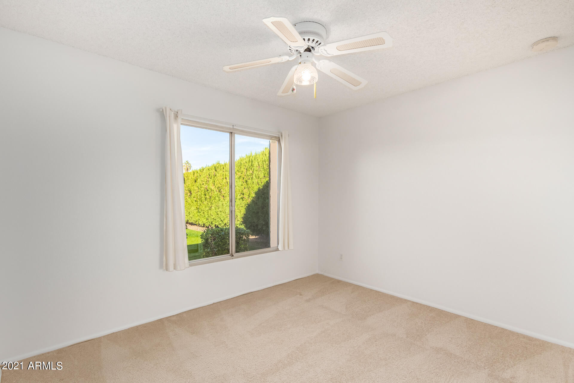 3747 West Hearn Road Phoenix, AZ 85053 - Photo 23 of 41 27