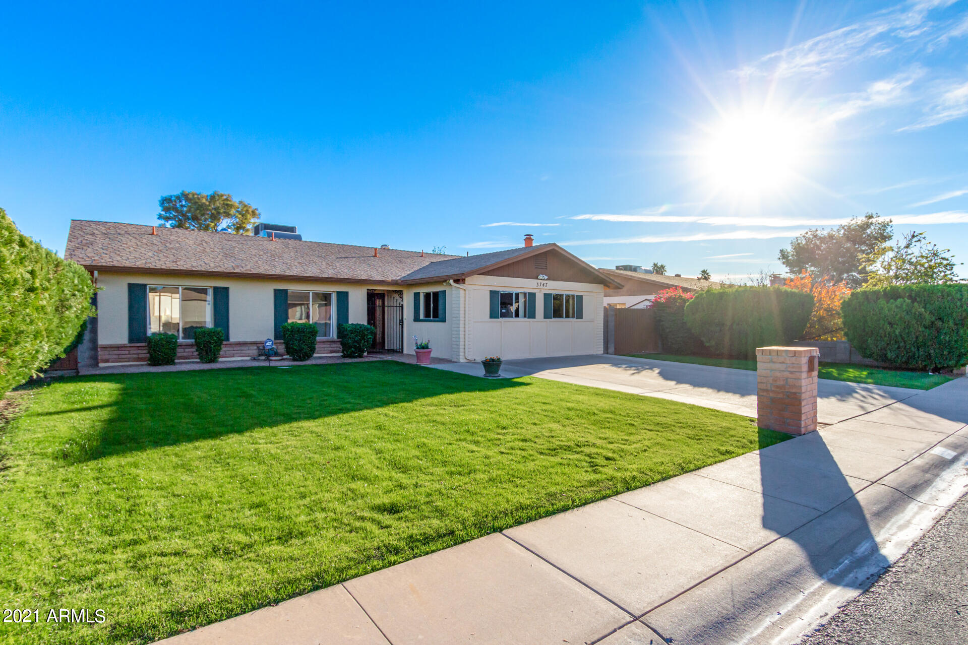 3747 West Hearn Road Phoenix, AZ 85053 - Photo 4 of 41 3
