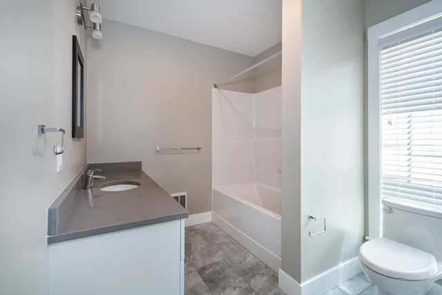 $2,995 | 50 Country Way, Unit C204, Scituate, MA 02066