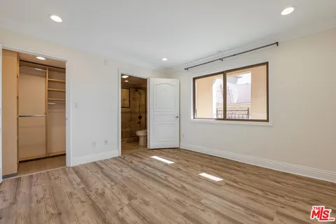 $1,300,000 | 1610 Camden Avenue, Unit 401, Los Angeles, CA 90025
