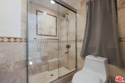 $1,300,000 | 1610 Camden Avenue, Unit 401, Los Angeles, CA 90025