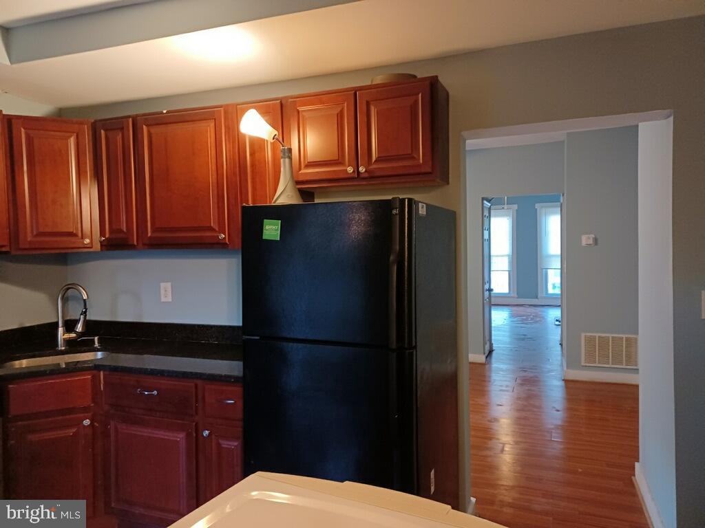 701 Appleton Street Baltimore, MD 21217 - Photo 11 of 29 KITCHEN