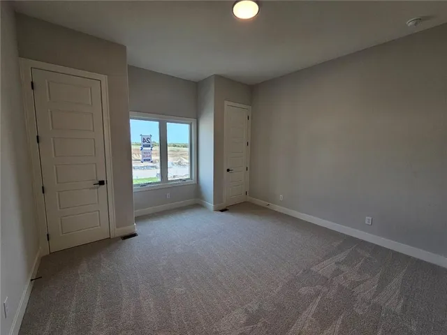 $747,500 | 11242 South Sunray Drive, Olathe, KS 66061