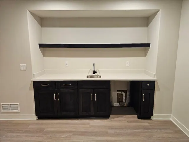 $747,500 | 11242 South Sunray Drive, Olathe, KS 66061