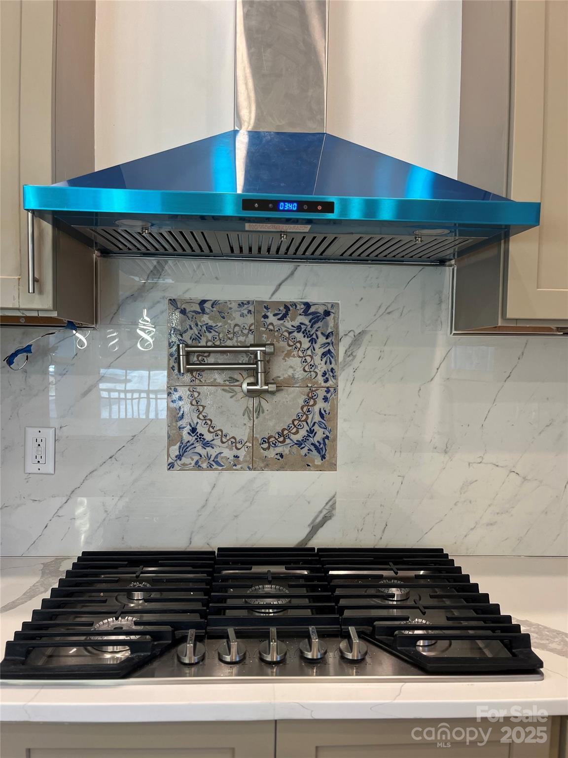 417 Boyte Street Monroe, NC 28110 - Photo 14 of 25 a close view of a stove