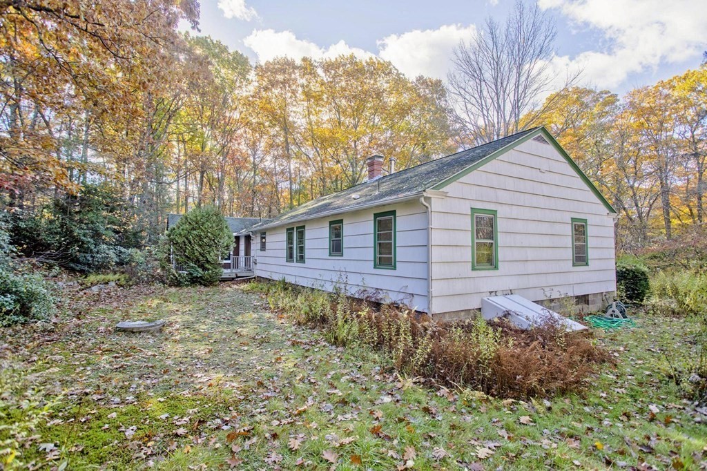 25 Shutesbury Road Pelham, MA 01002 - Photo 34 of 35 Gallery Image 34
