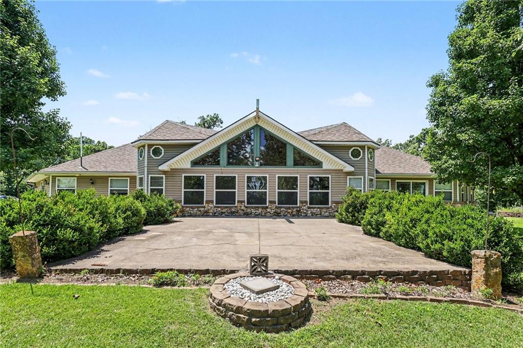 322 Riverfront Road Atchison, KS 66002 - Photo 2 of 43