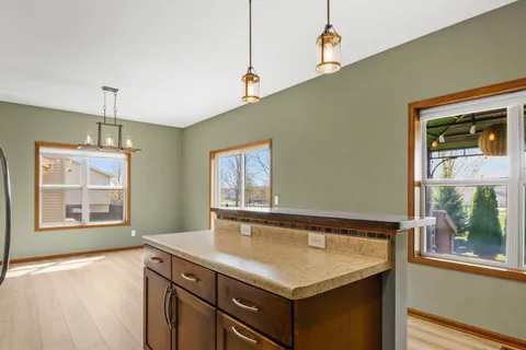 $525,000 | 260 South Goldenrod Drive, Sun Prairie, WI 53590