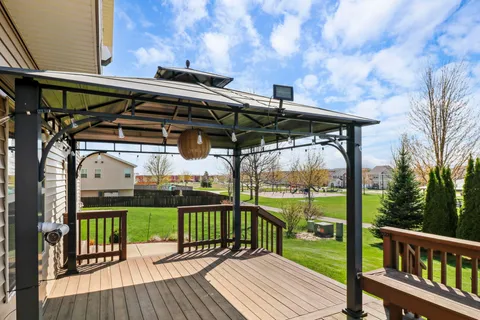 $519,900 | 260 South Goldenrod Drive, Sun Prairie, WI 53590