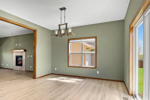 $519,900 | 260 South Goldenrod Drive, Sun Prairie, WI 53590