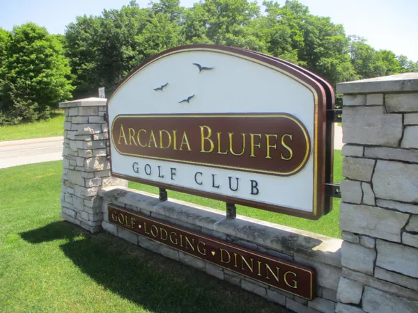 $49,900 | Emerald Ridge, Unit 13, Onekama, MI 49675