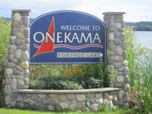 $49,900 | Emerald Ridge, Unit 13, Onekama, MI 49675