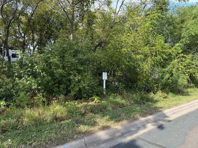 $157,000 | 1634 River Shore Drive, Hastings, MN 55033