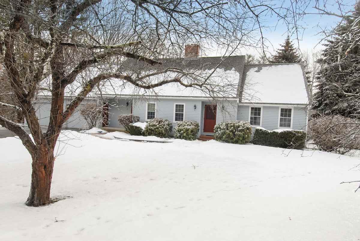 22 Riverview Road Durham, NH 03824 - Photo 5 of 39