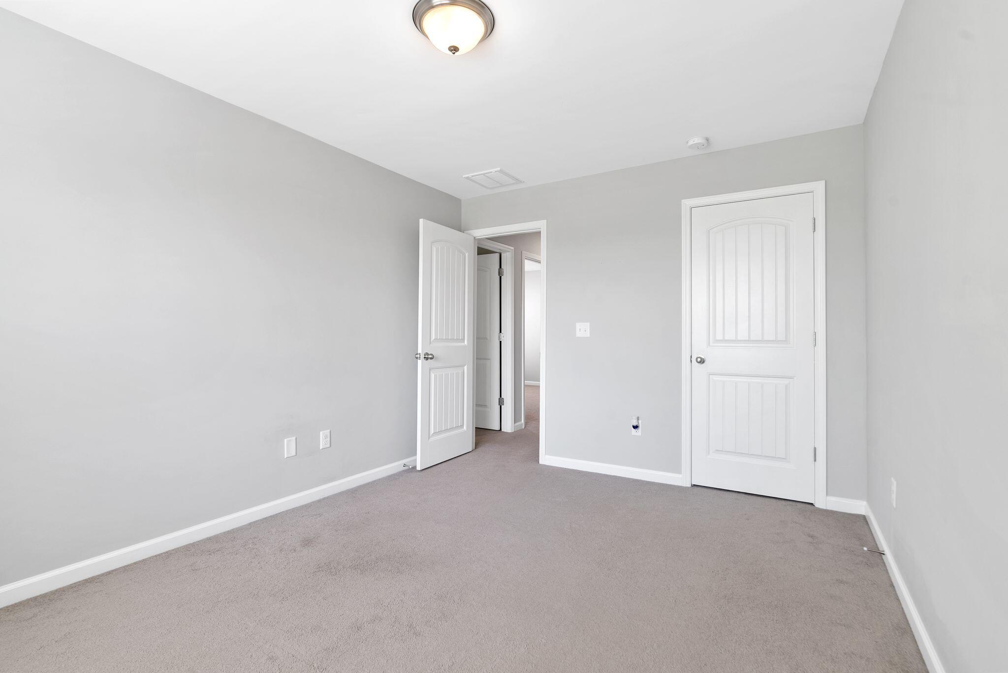 1336 Greendale Road Lexington, KY 40511 - Photo 30 of 45 44_DSC04064