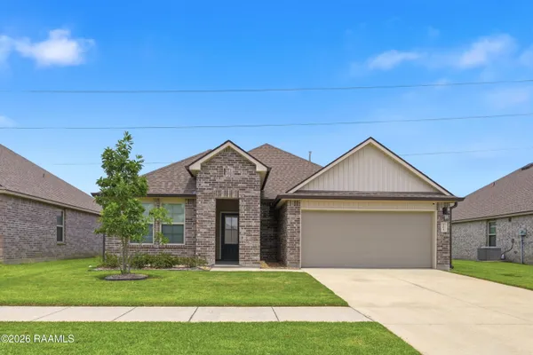 $225,000 | 105 Eagle Lk Drive, Duson, LA 70529