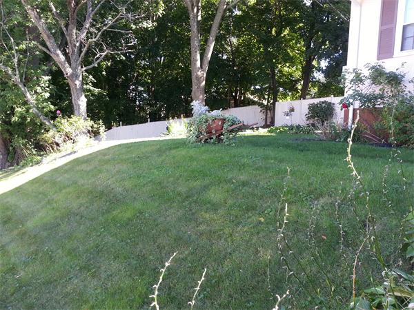 27 Wadaga Road Weymouth, MA 02191 - Photo 3 of 29 Gallery Image 3