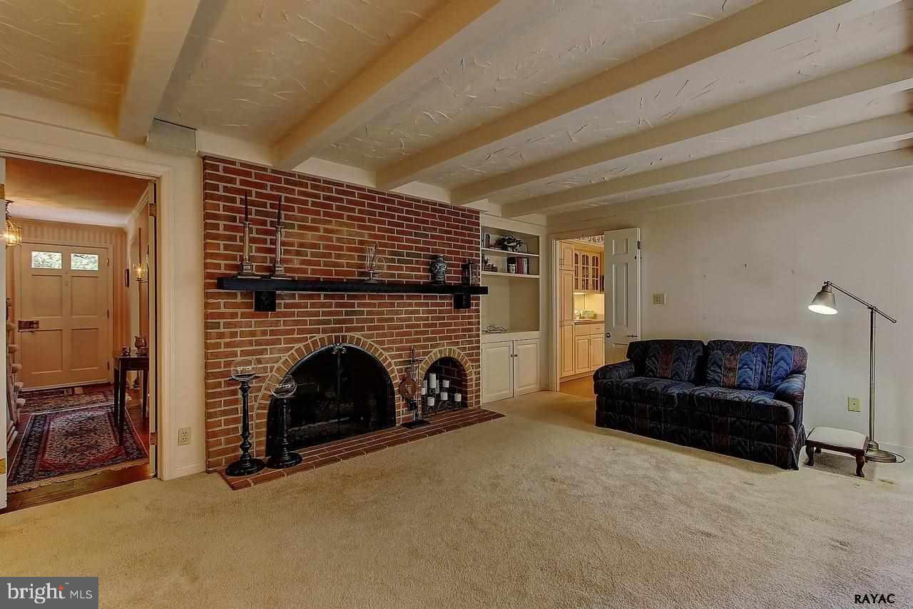 1000 Grantley Road York, PA 17403 - Photo 11 of 36 Gallery Image 11
