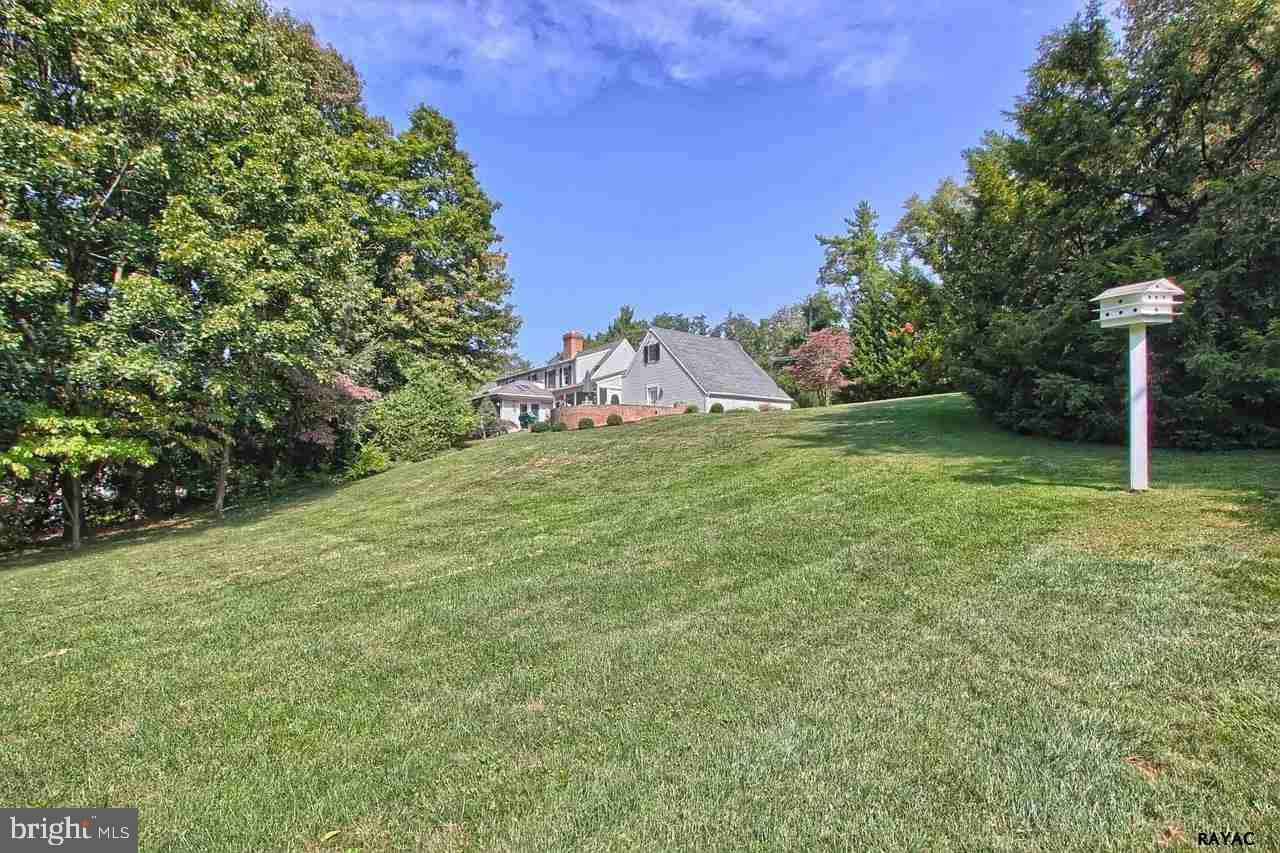 1000 Grantley Road York, PA 17403 - Photo 29 of 36 Gallery Image 29