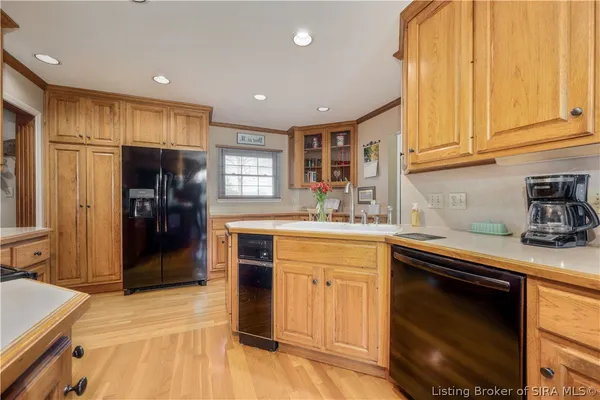 $400,000 | 41 Hilltop Road, Floyds Knobs, IN 47119