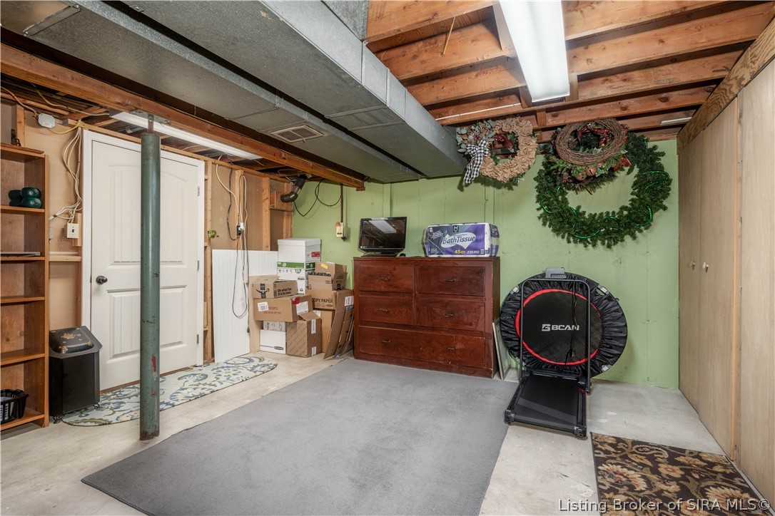 41 Hilltop Road Floyds Knobs, IN 47119 - Photo 22 of 41