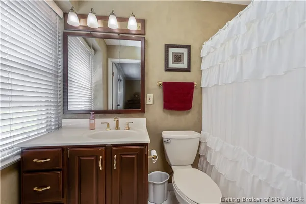 $400,000 | 41 Hilltop Road, Floyds Knobs, IN 47119