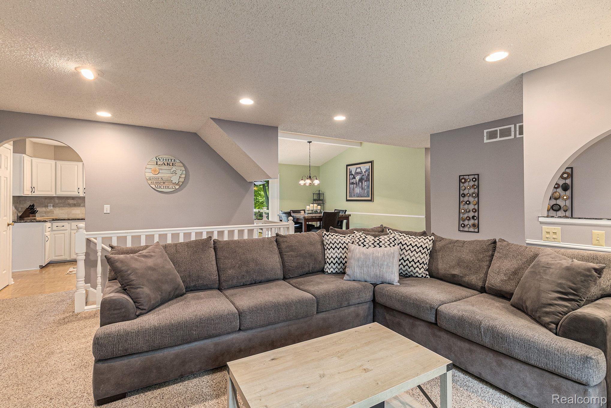 1746 Ridge Road White Lake, MI 48383 - Photo 6 of 39 Lots of Space to Relax and to Gather Together
