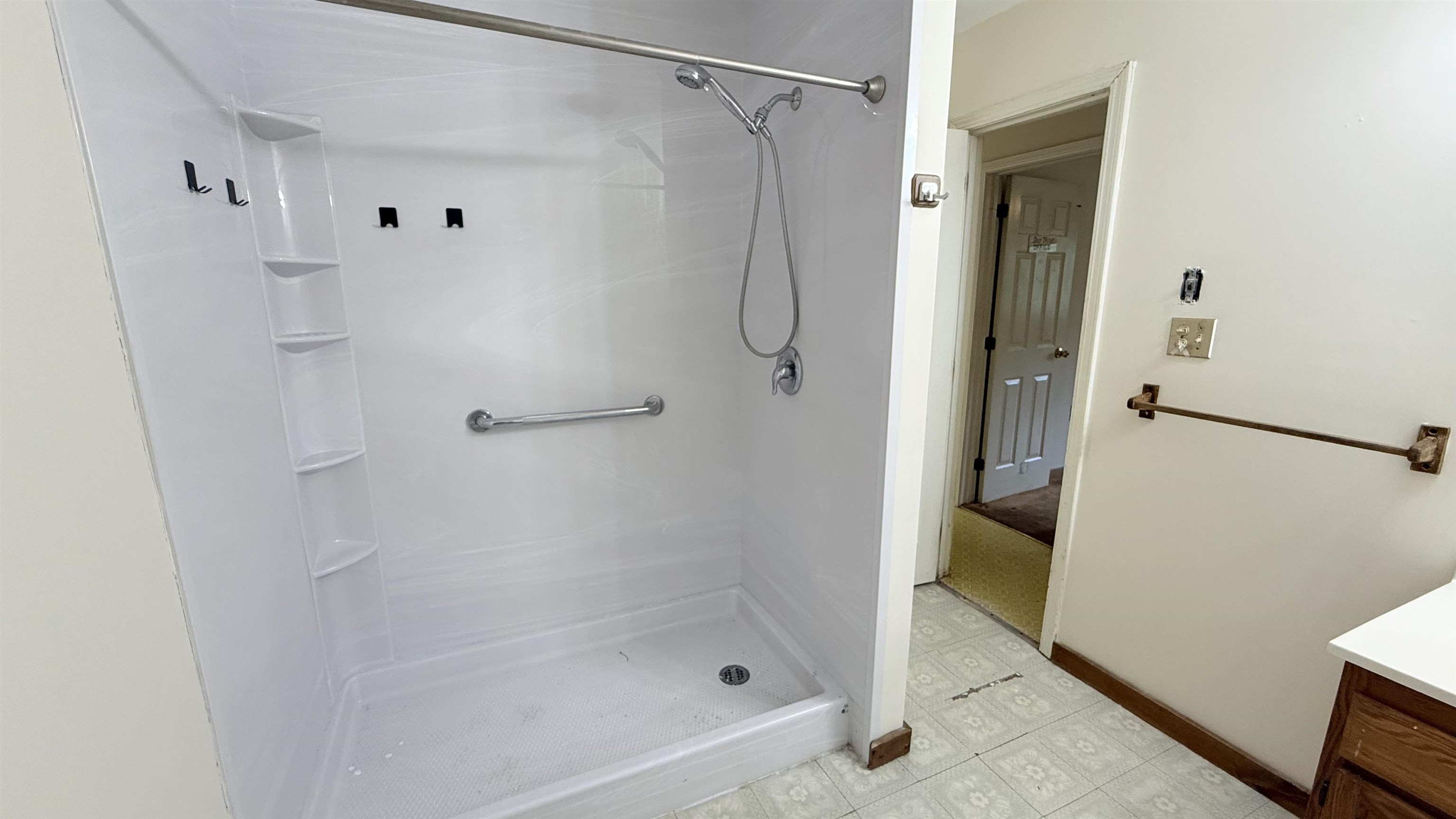 3919 East Bakersfield Road Bakersfield, VT 05450 - Photo 18 of 60