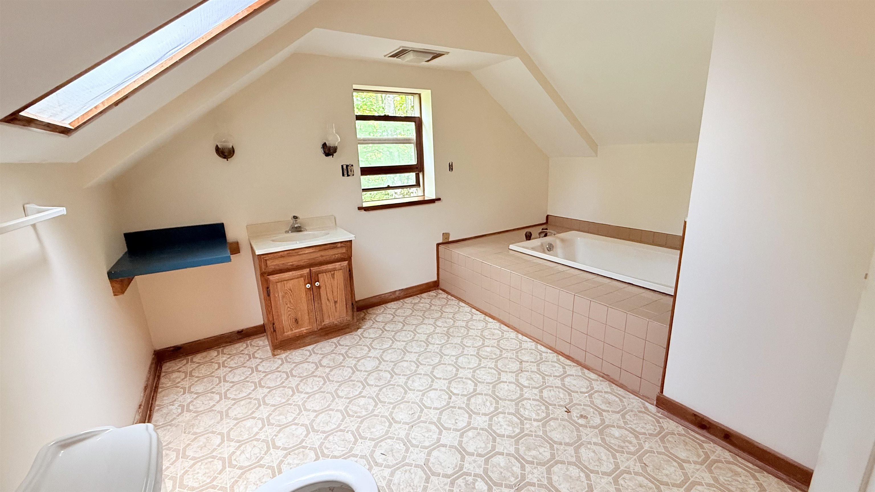 3919 East Bakersfield Road Bakersfield, VT 05450 - Photo 23 of 60