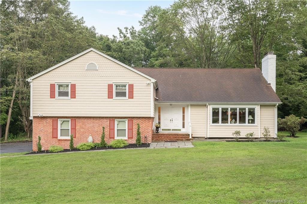 245 Towne House Road Fairfield, CT 06824 - Photo 1 of 1 Gallery Image 1