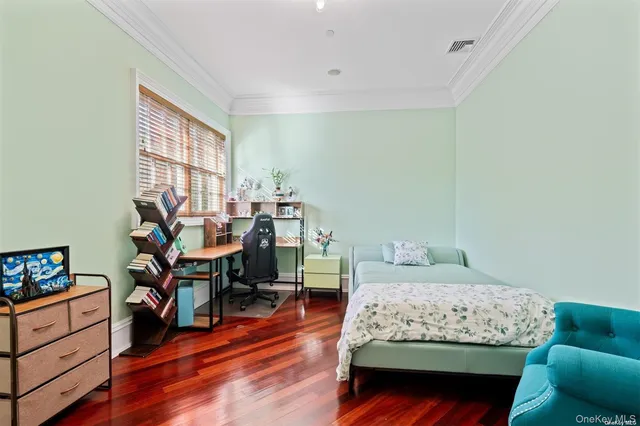 $10,800,000 | 660 Chicken Valley Road, Locust Valley, NY 11560