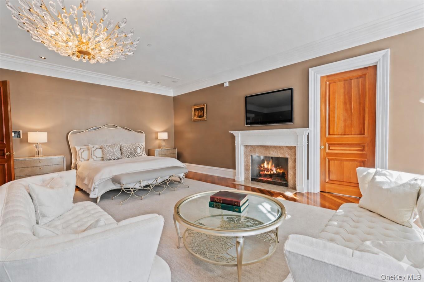 660 Chicken Valley Road Locust Valley, NY 11560 - Photo 21 of 48