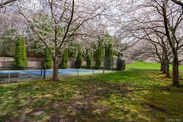 $10,800,000 | 660 Chicken Valley Road, Locust Valley, NY 11560