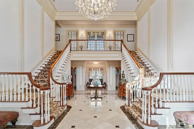 $10,800,000 | 660 Chicken Valley Road, Locust Valley, NY 11560