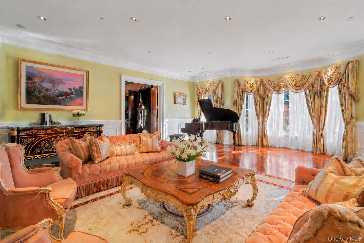 660 Chicken Valley Road Locust Valley, NY 11560 - Photo 6 of 48