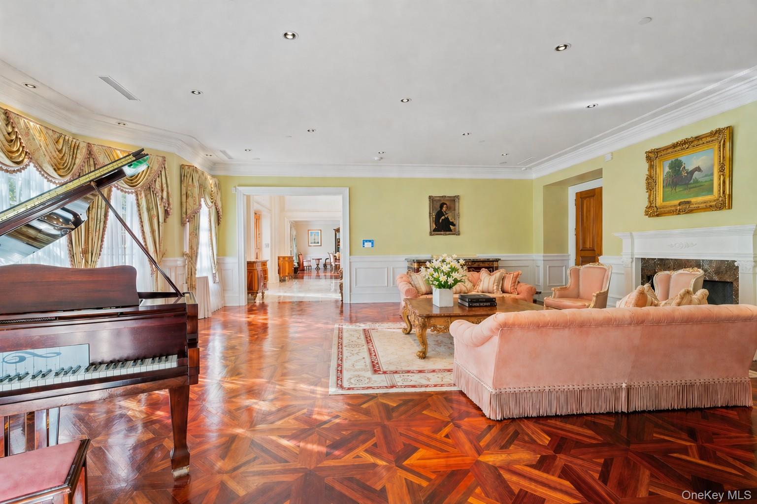 660 Chicken Valley Road Locust Valley, NY 11560 - Photo 7 of 48