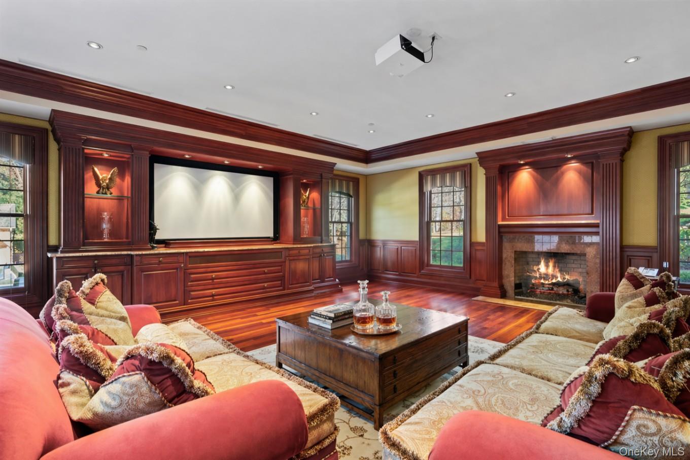660 Chicken Valley Road Locust Valley, NY 11560 - Photo 10 of 48